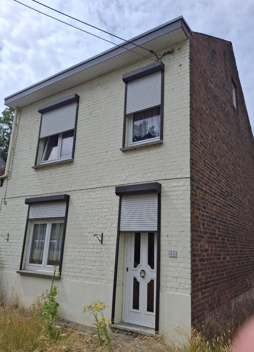 Photo 2 du bien Maison 4 façades à rénover 