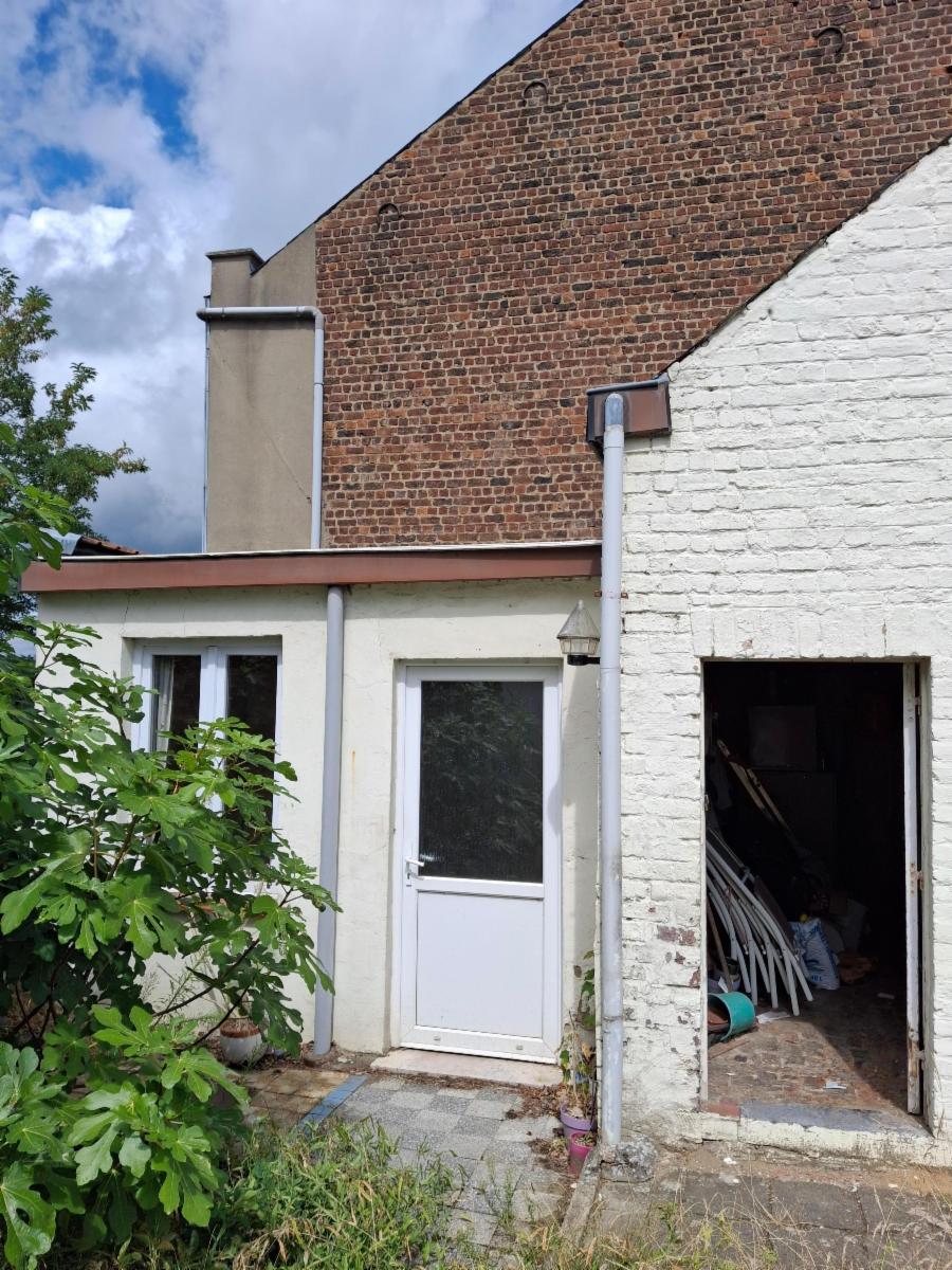 Photo 4 du bien Maison 4 façades à rénover 