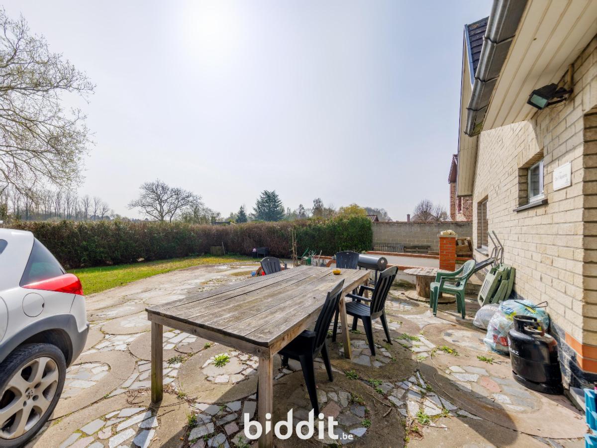 photo 4 du bien Vente biddit bungalow 4 façades avec garage et jardin 