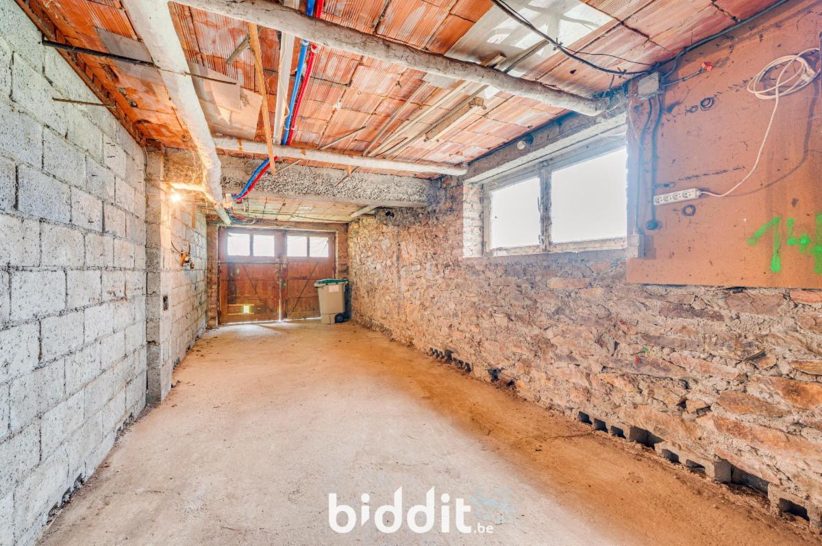 photo 56 du bien Maison 4 chambres – Superbe potentiel au cœur de Redu