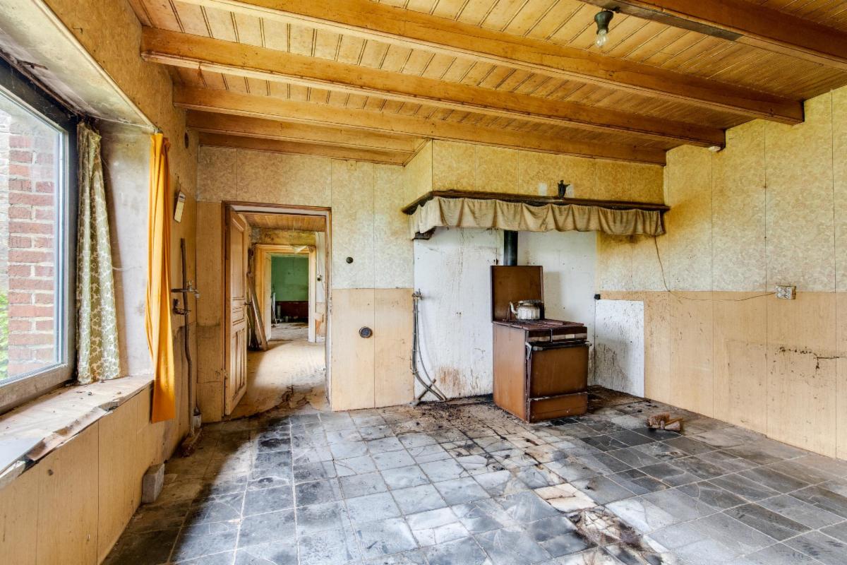 photo 3 du bien Ancienne ferme avec dépendances et terrains à Morhet