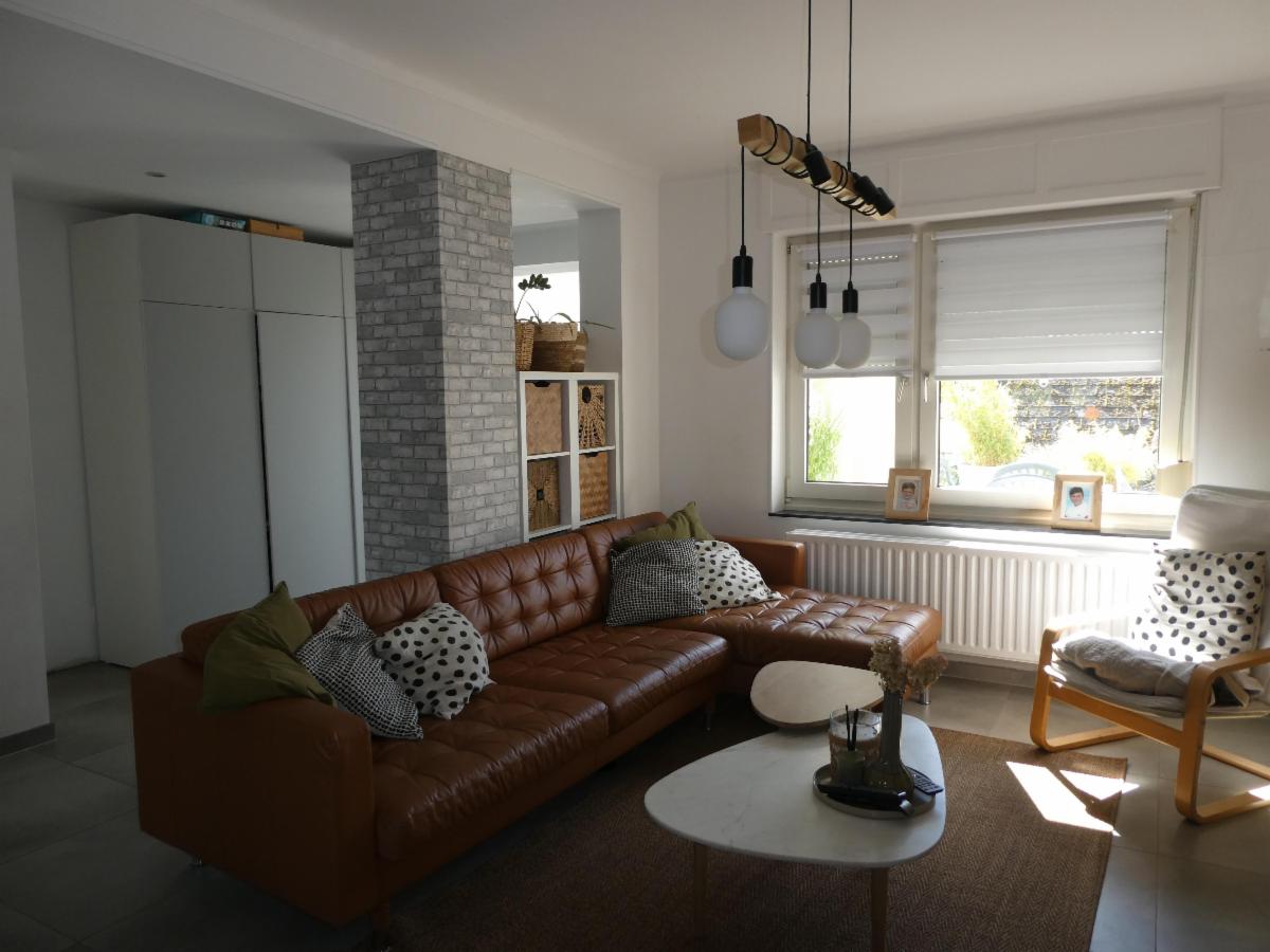 photo 4 du bien A VENDRE: Maison 3 façades rénovée avec garage et jardin
