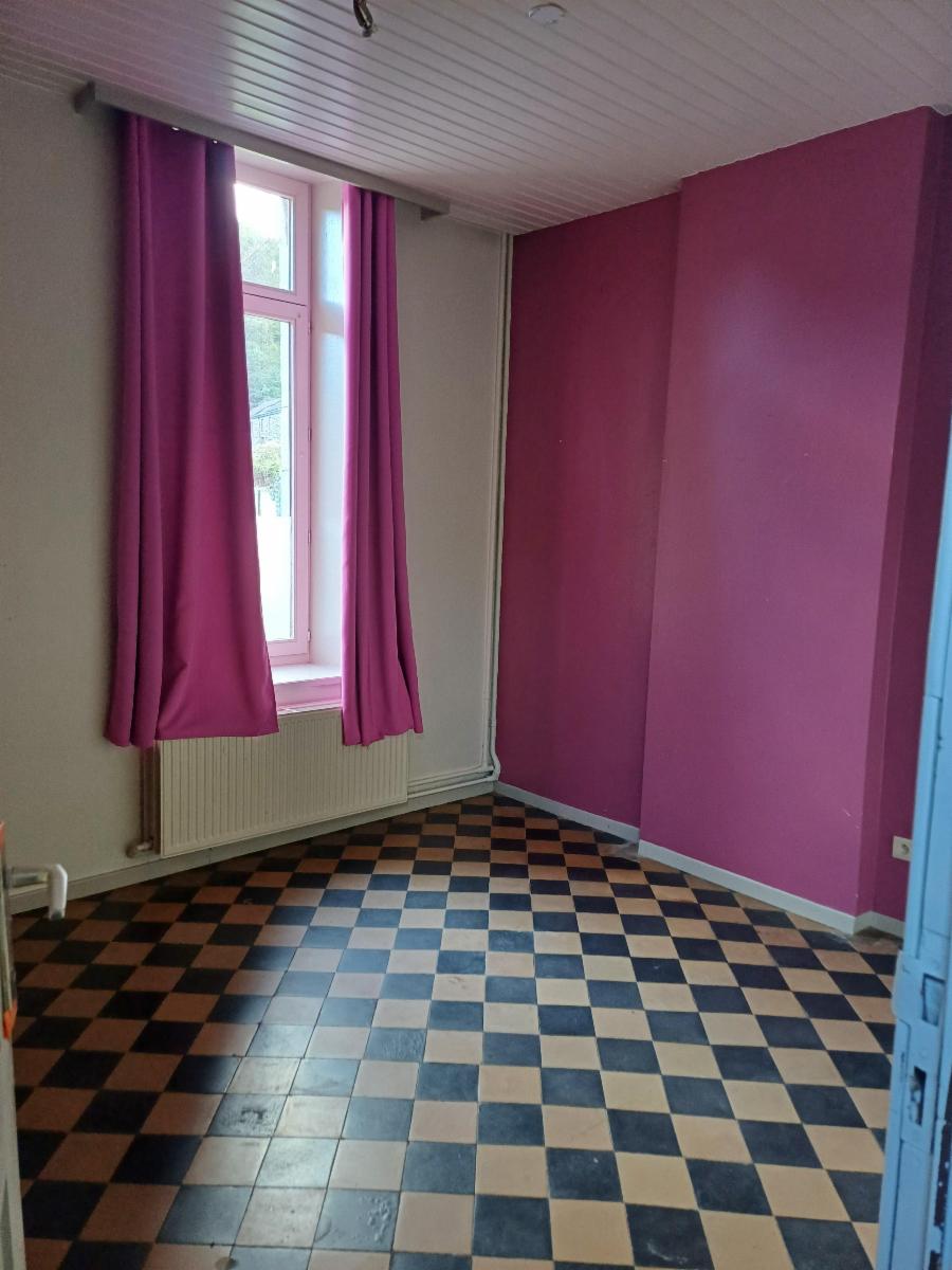 photo 4 du bien Jolie Maison au calme, située à Rendeux, Rue Emile Dupont, 4