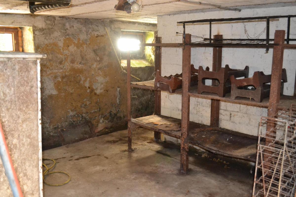 photo 20 du bien MAISON 3 FAÇADES AVEC JARDIN, ENTIÈREMENT À RÉNOVER.