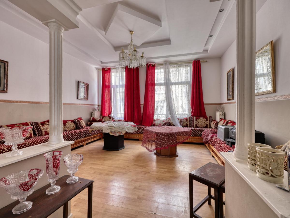 photo 25 du bien Une maison de rapport à 3 étages + combles mansardés