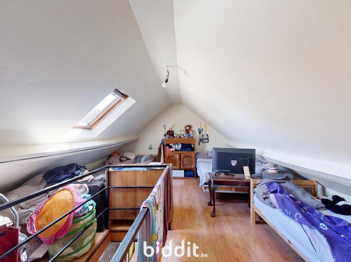 photo 10 du bien Une maison de commerce et de rapport avec bâtiment arrière
