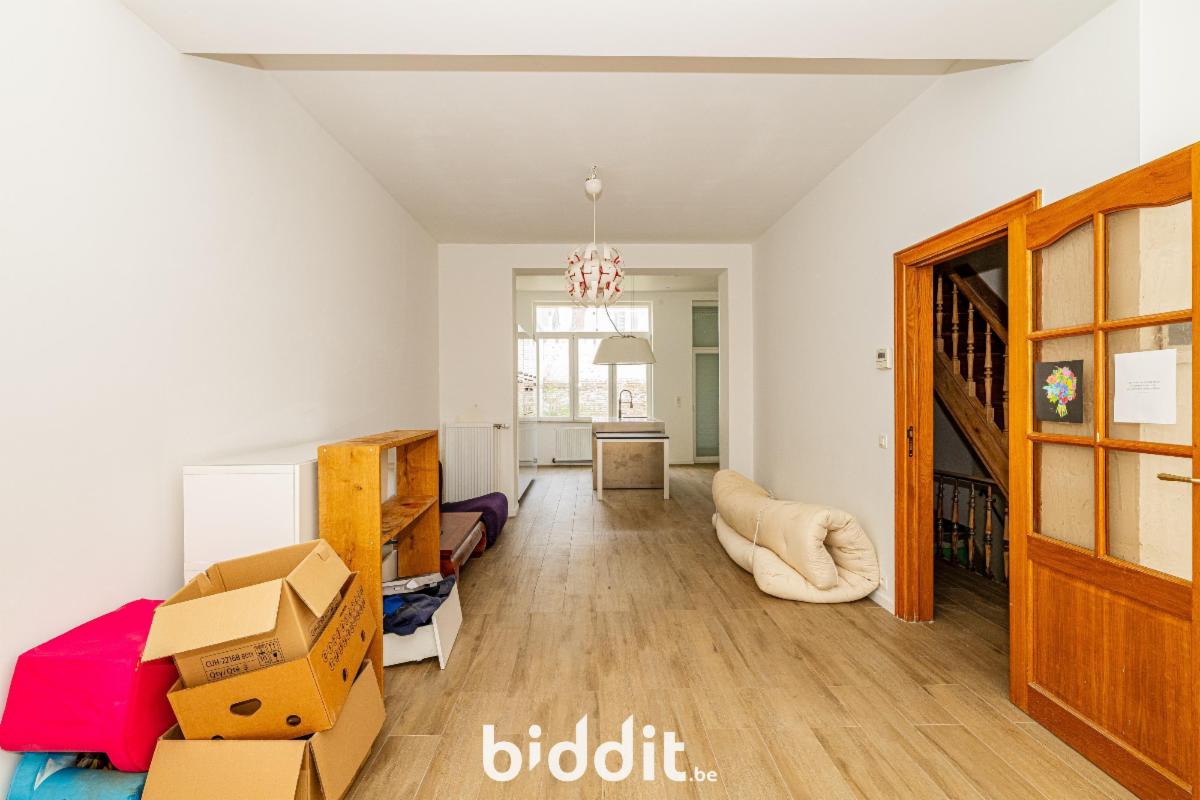 photo 5 du bien Une maison de rapport à 1 étage avec partie de jardin