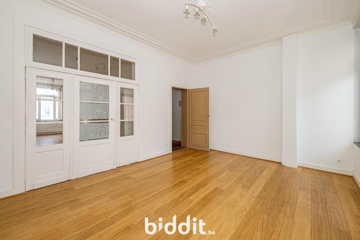 photo 12 du bien Une maison de rapport à 1 étage avec partie de jardin