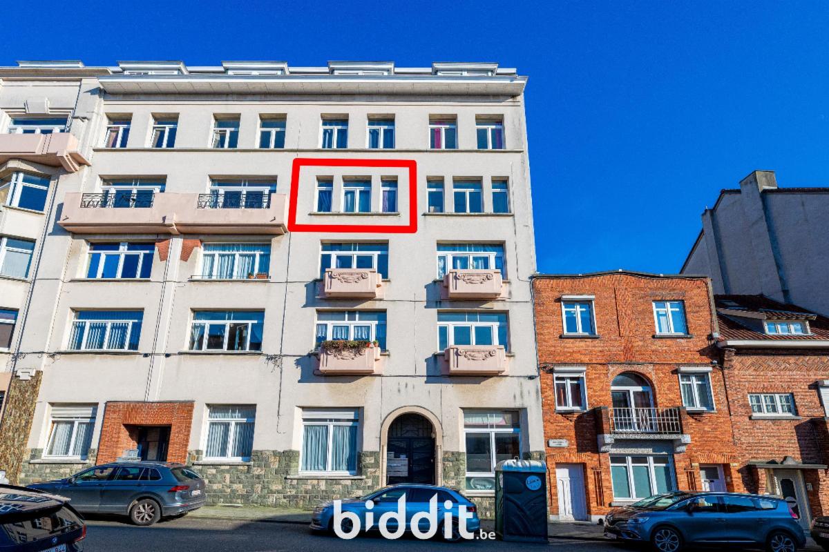 photo 1 du bien Appartement au 3e étage