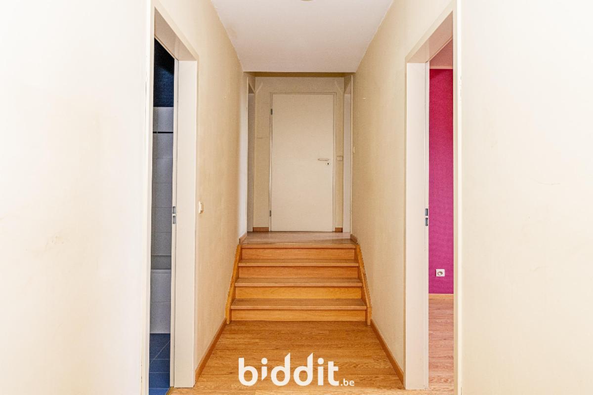 photo 12 du bien Appartement 3 ch. au 6e ét. à rénover entièrement