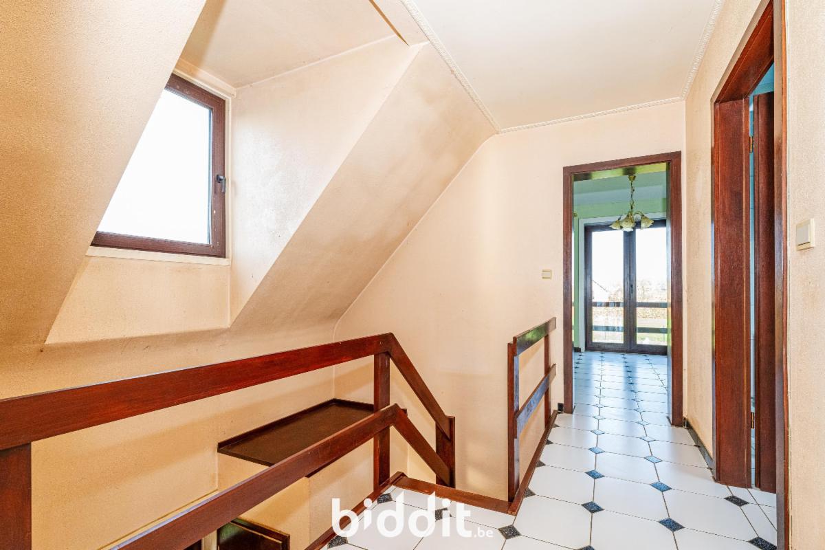 photo 12 du bien A rénover villa av. jardin, gar. - cadre paisible, bucolique