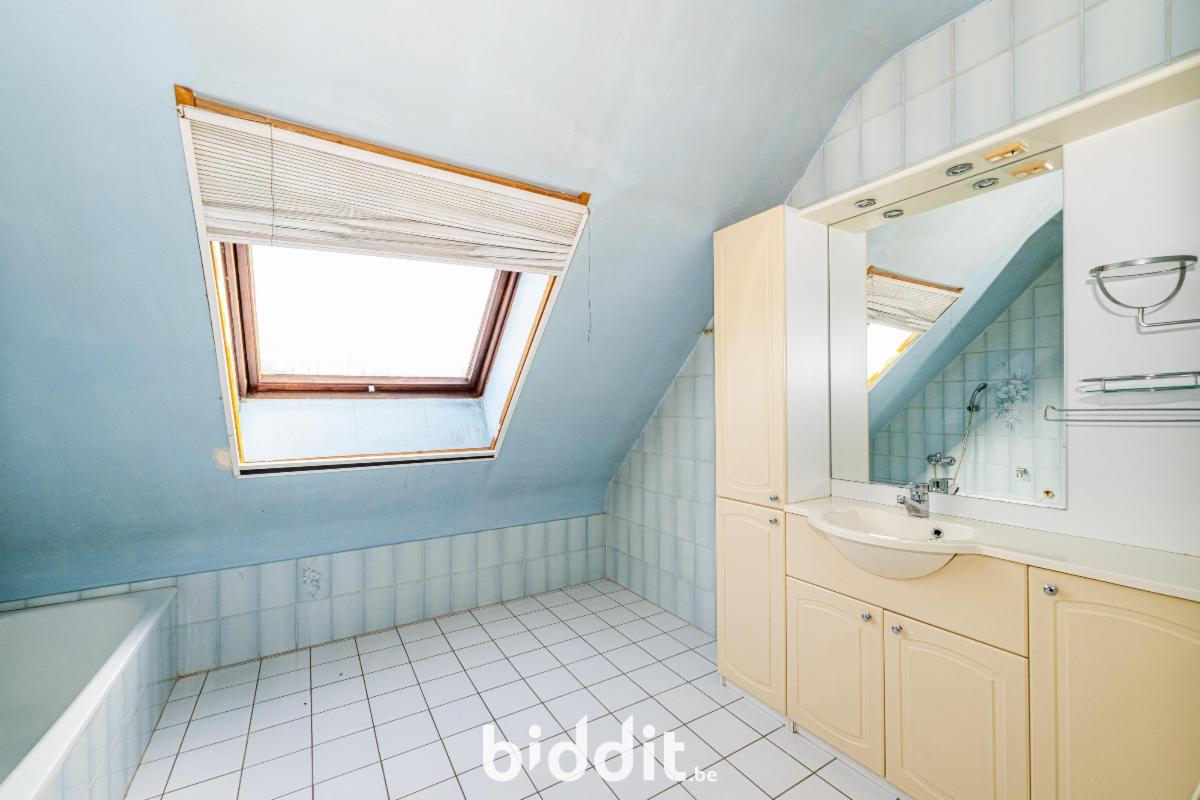 photo 13 du bien A rénover villa av. jardin, gar. - cadre paisible, bucolique