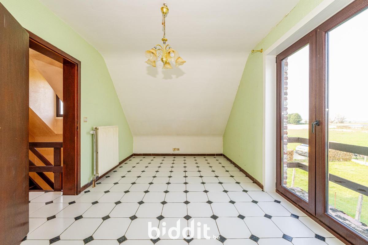 photo 14 du bien A rénover villa av. jardin, gar. - cadre paisible, bucolique