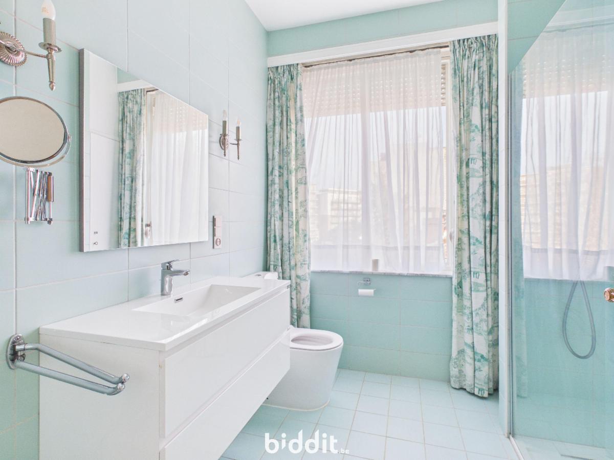 photo 13 du bien Appartement D4 au 4e étage droite + le garage n° 8 au rdc.