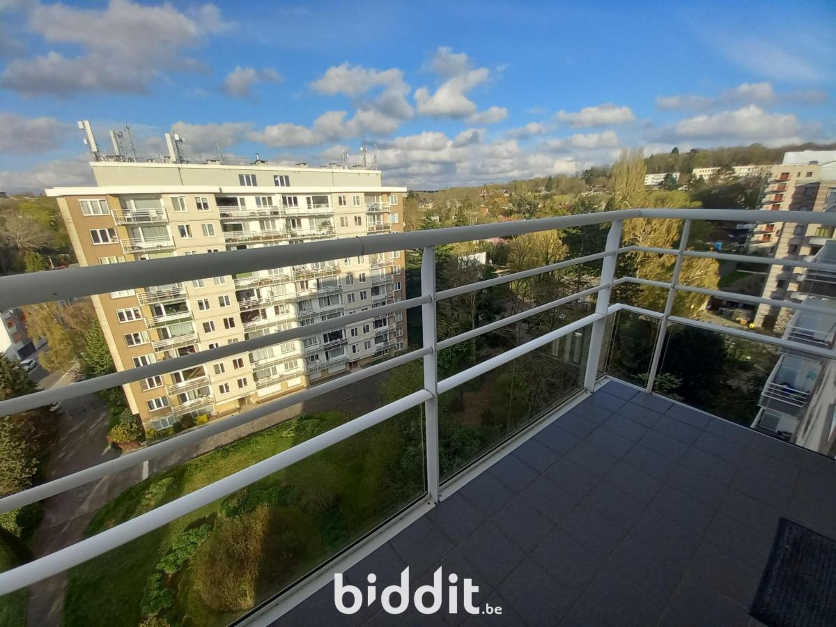 photo 15 du bien Appartement type « 2 ch. » au 8e ét. + caves n°s 3 et 4 