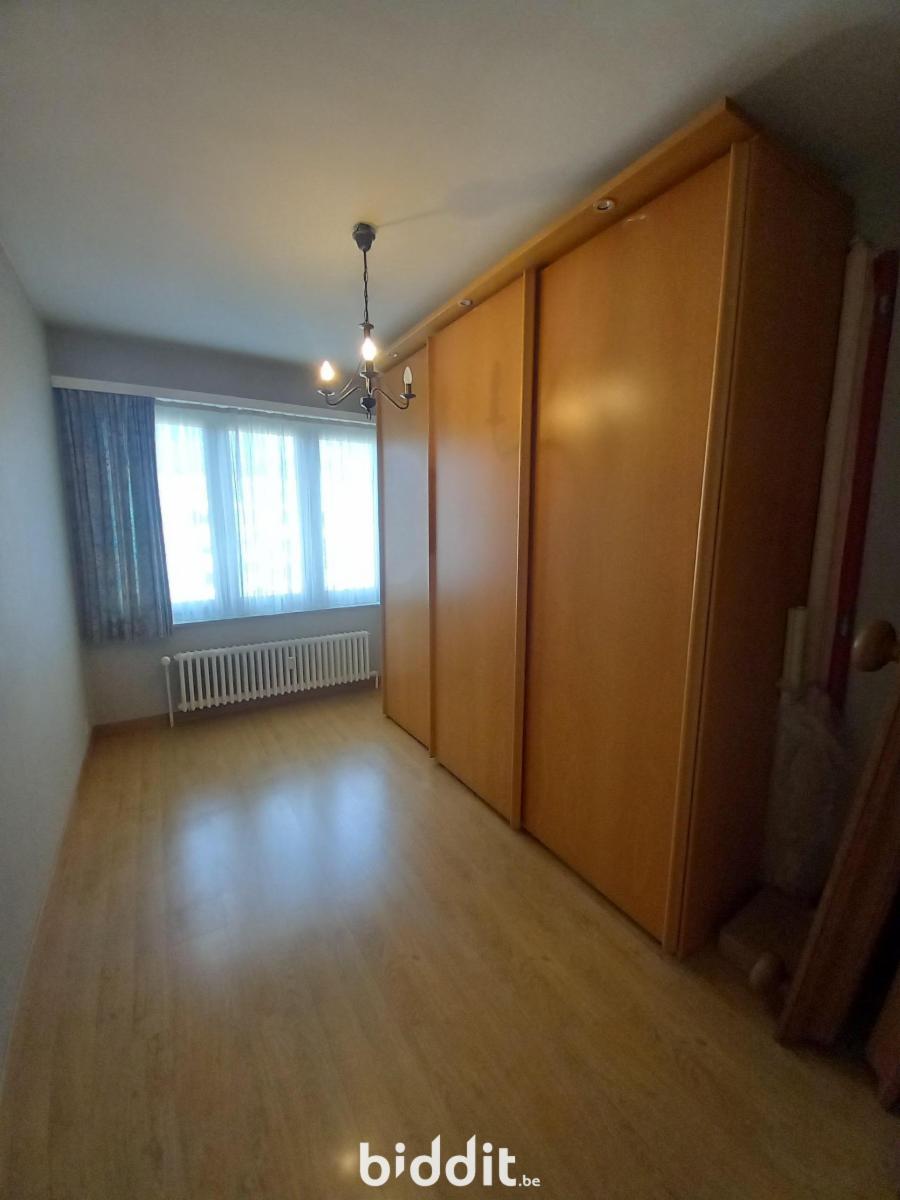 photo 19 du bien Appartement type « 2 ch. » au 8e ét. + caves n°s 3 et 4 