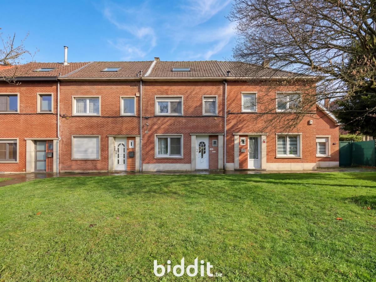 photo 2 du bien Une jolie maison 2-façades