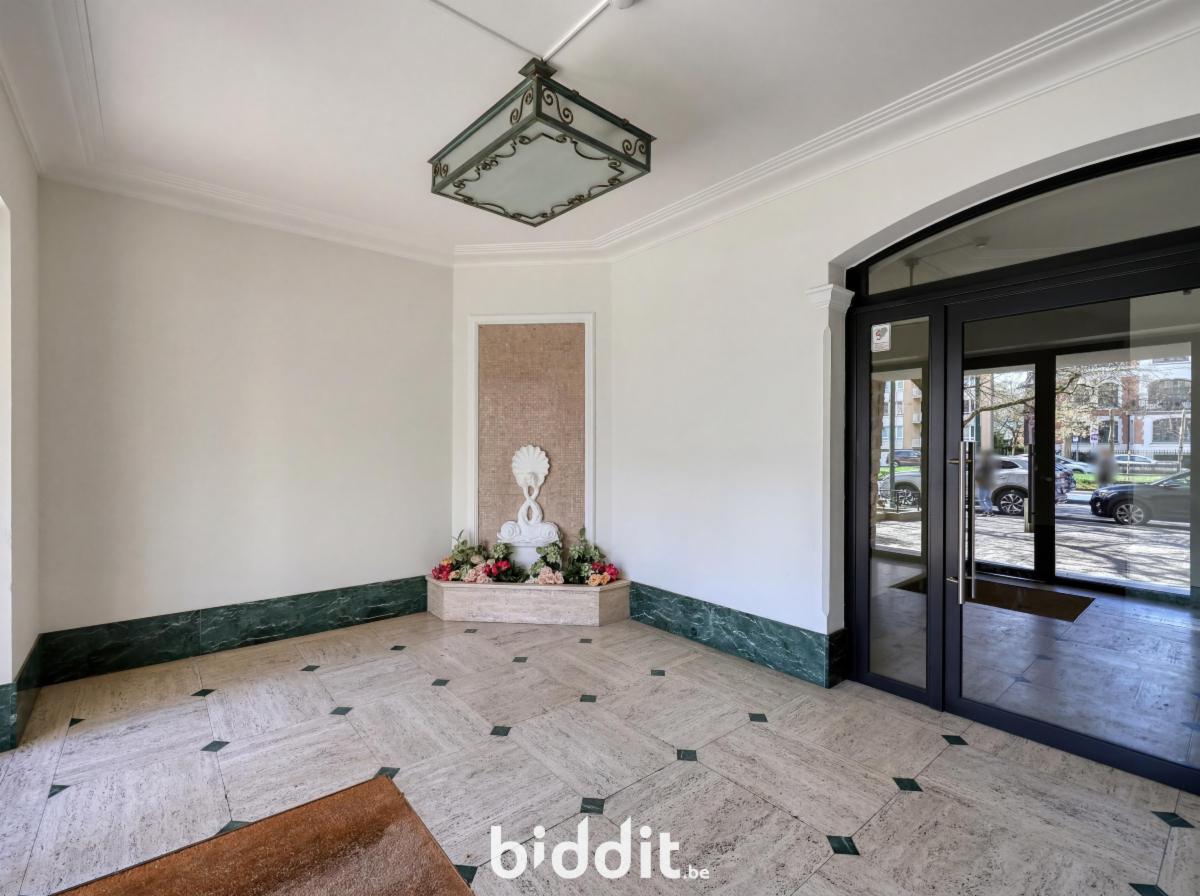 photo 6 du bien L’ appartement n° 9 au 9e étage avec 2 chambres