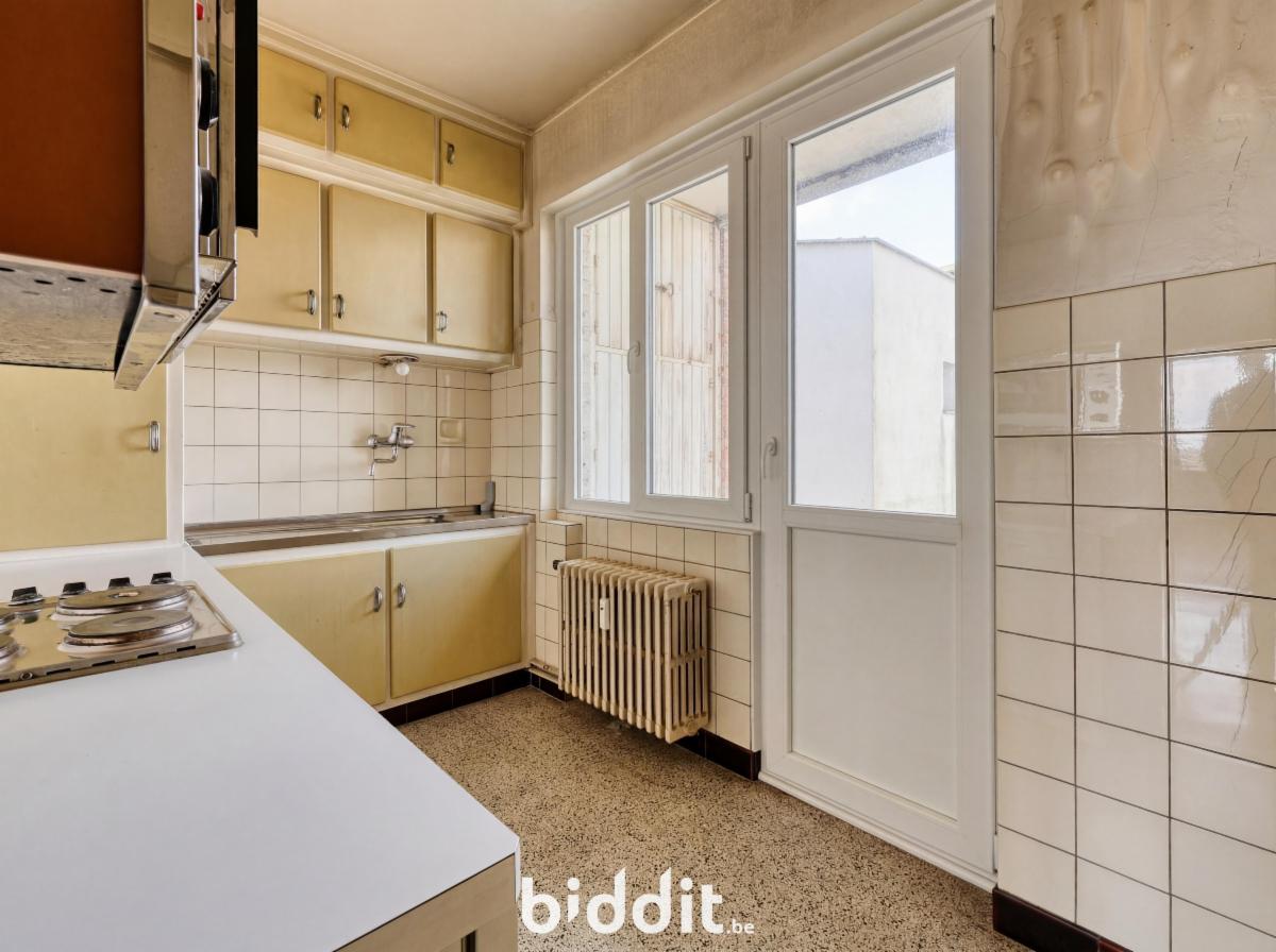 photo 12 du bien L’ appartement n° 9 au 9e étage avec 2 chambres