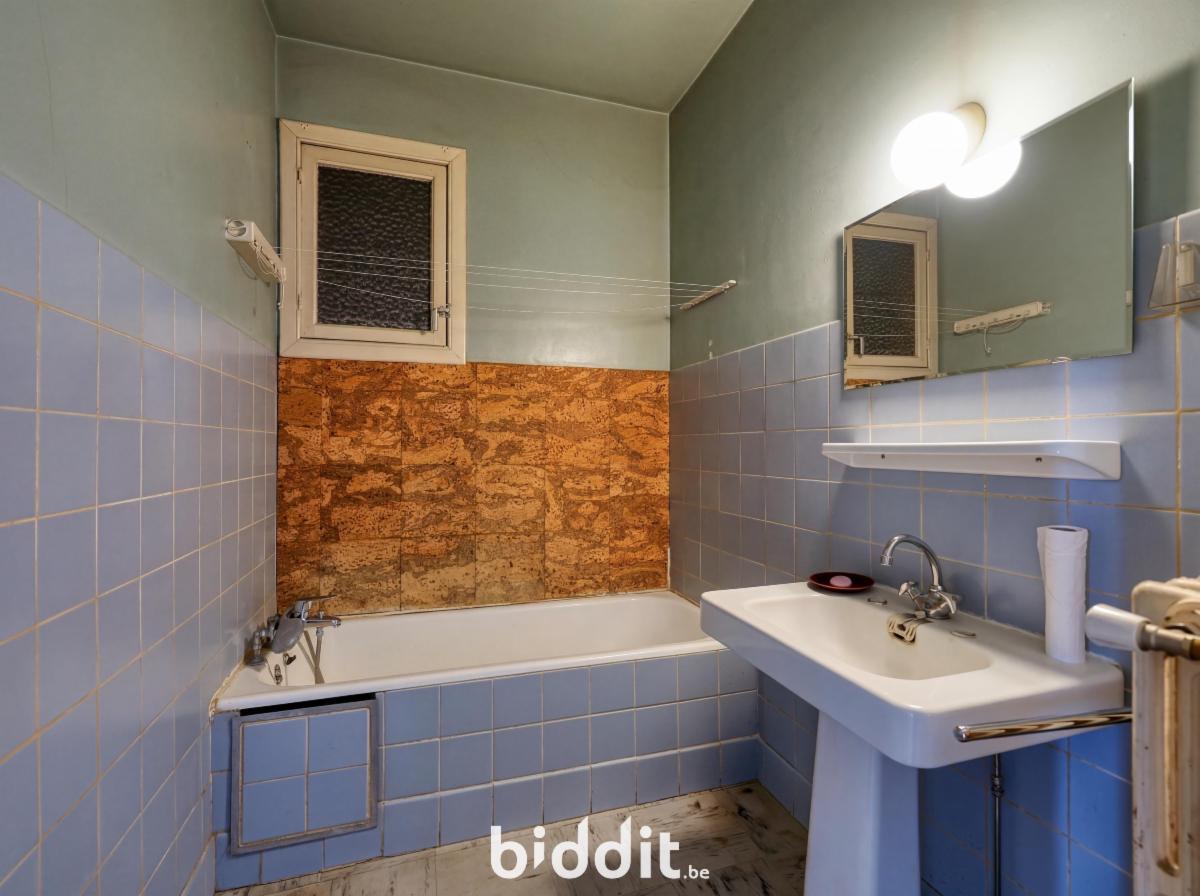 photo 14 du bien L’ appartement n° 9 au 9e étage avec 2 chambres