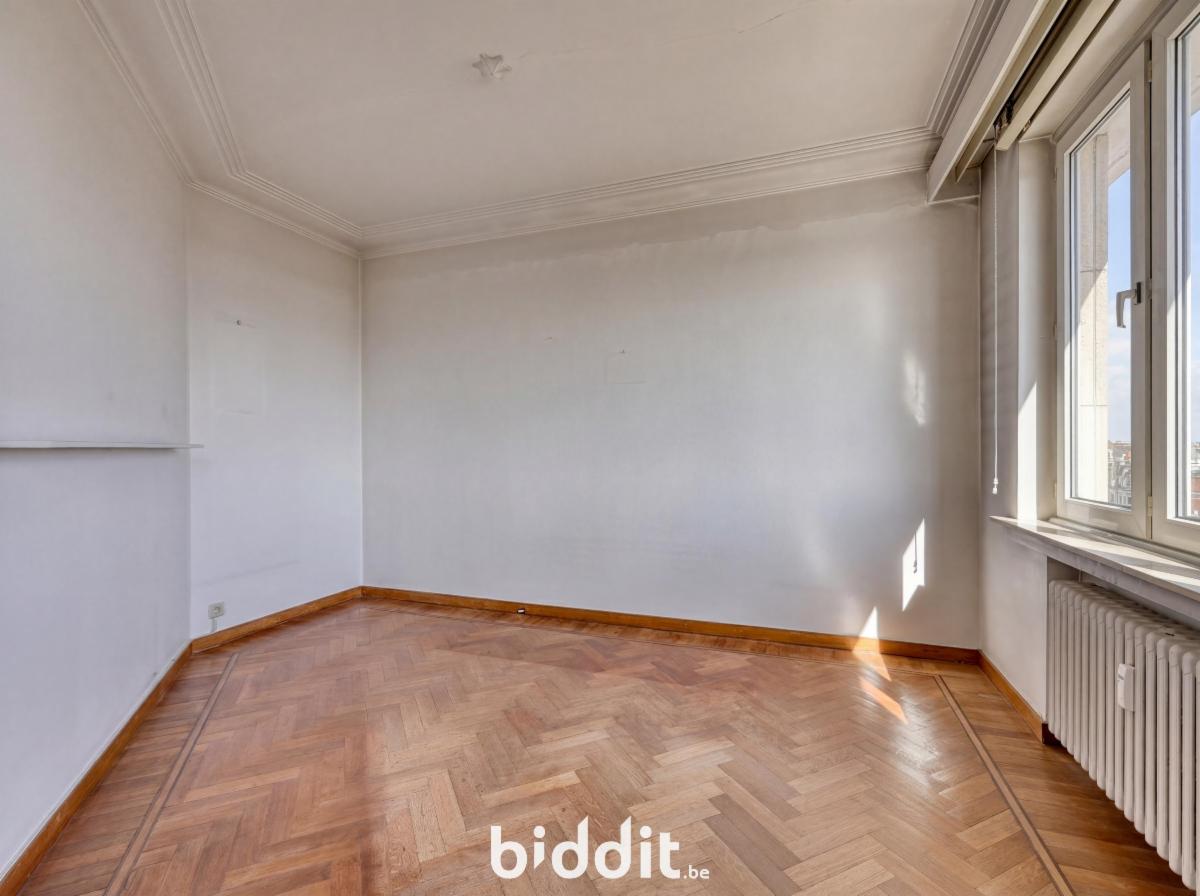 photo 17 du bien L’ appartement n° 9 au 9e étage avec 2 chambres