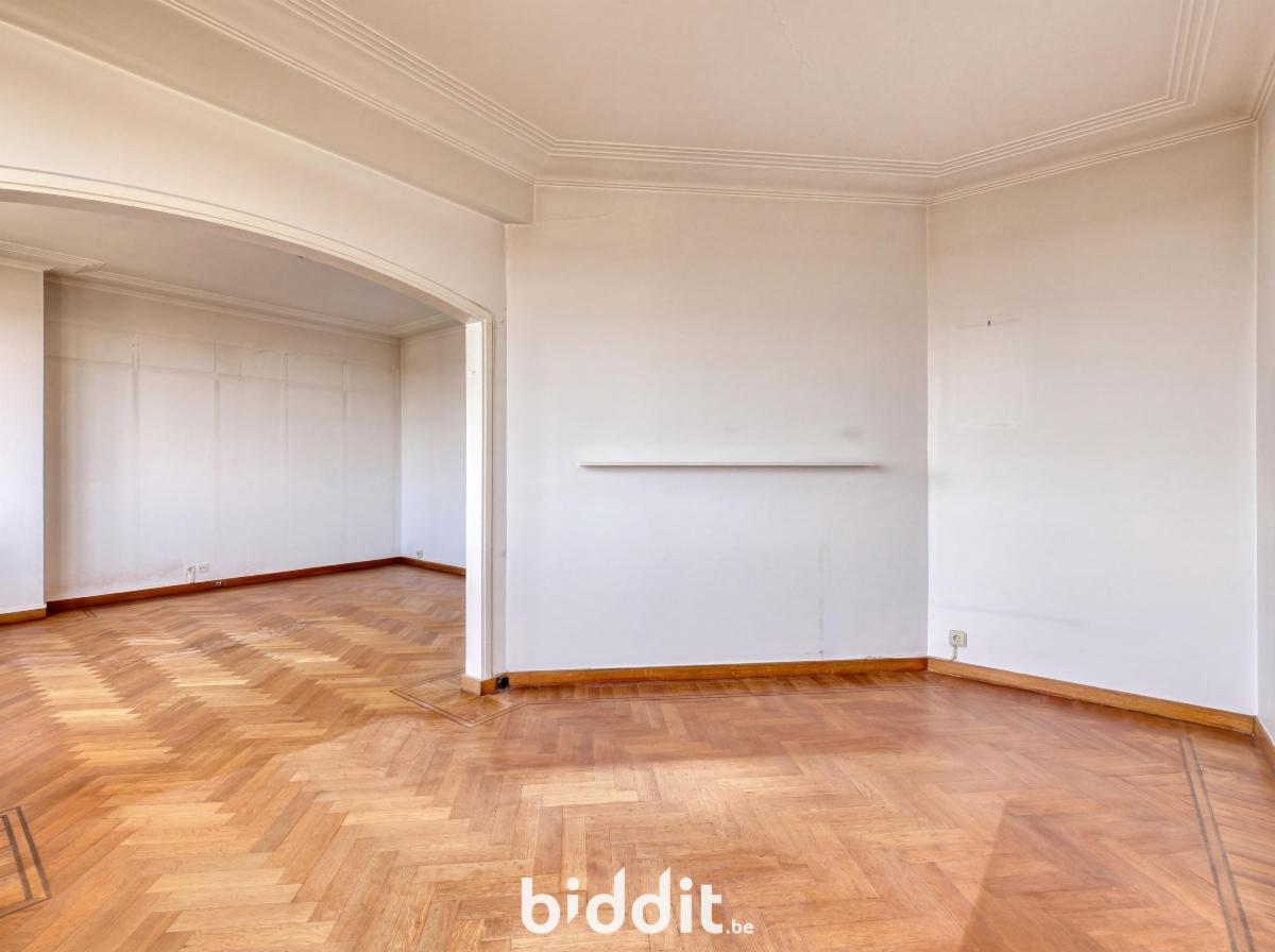 photo 18 du bien L’ appartement n° 9 au 9e étage avec 2 chambres