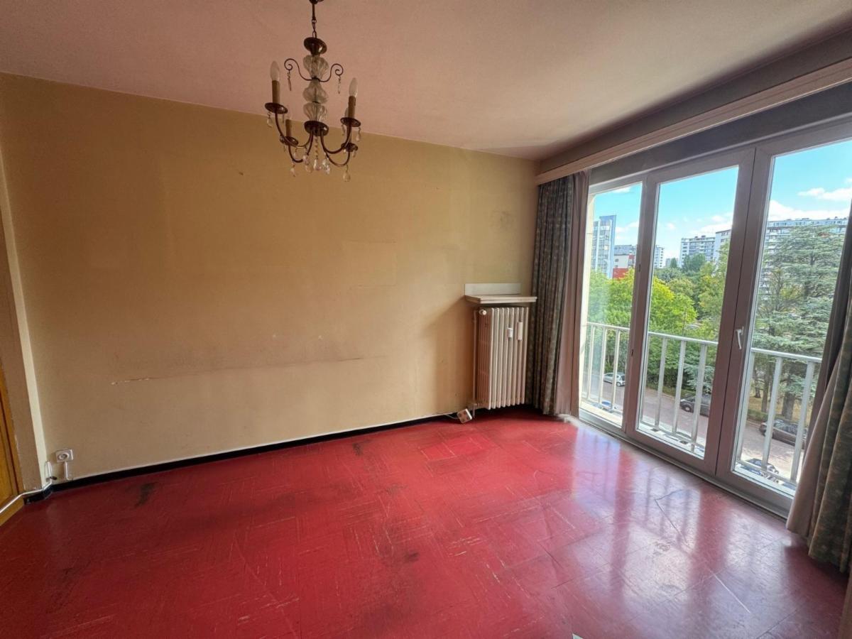 photo 10 du bien SOUS OPTION - Appartement trois chambres très lumineux