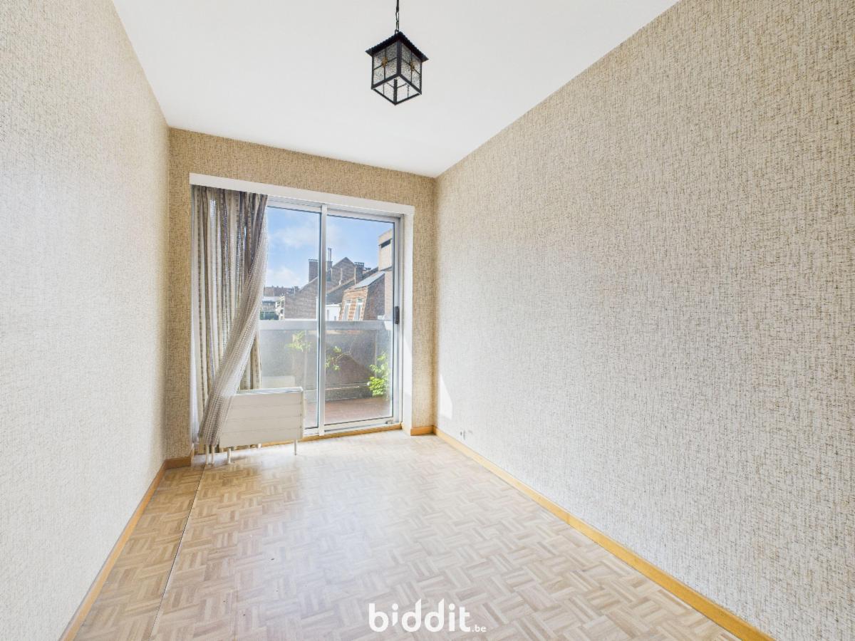 photo 4 du bien Un appartement G.3 au 3e étage droit 