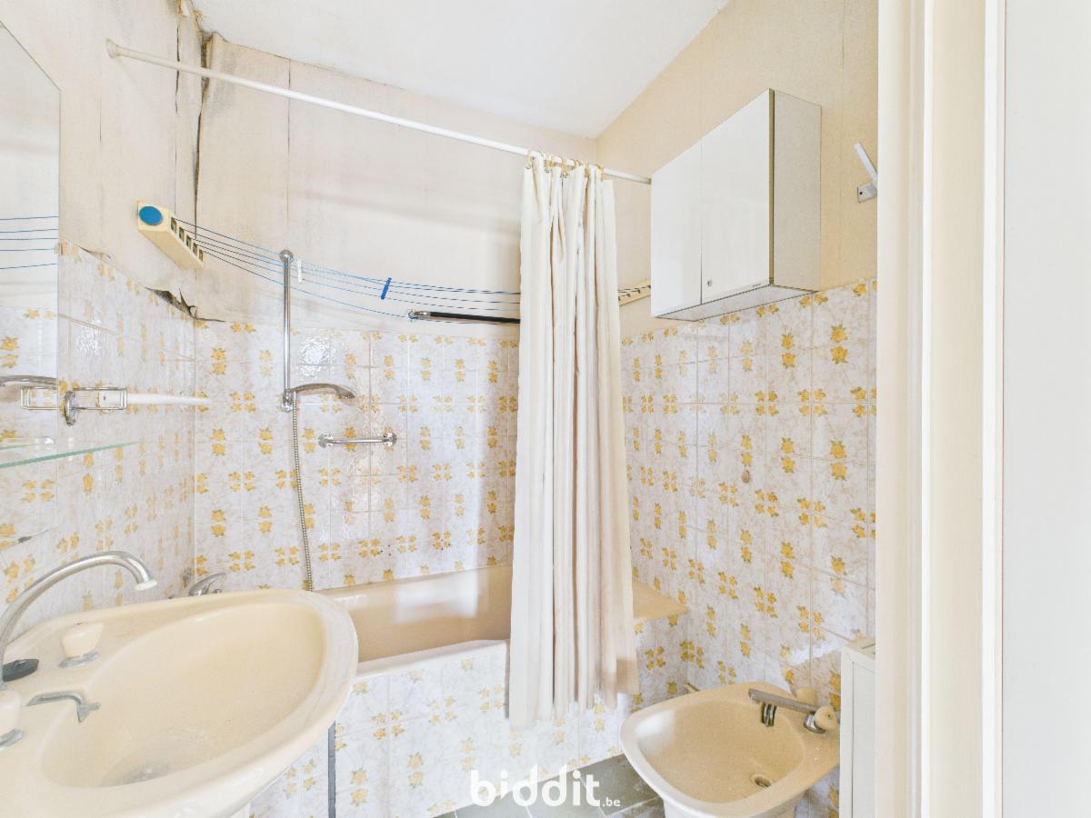 photo 7 du bien Un appartement G.3 au 3e étage droit 