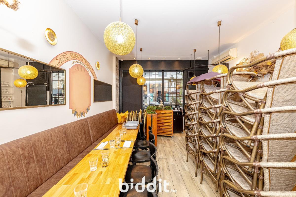 photo 2 du bien Le rez commercial de droite « lot 2 »