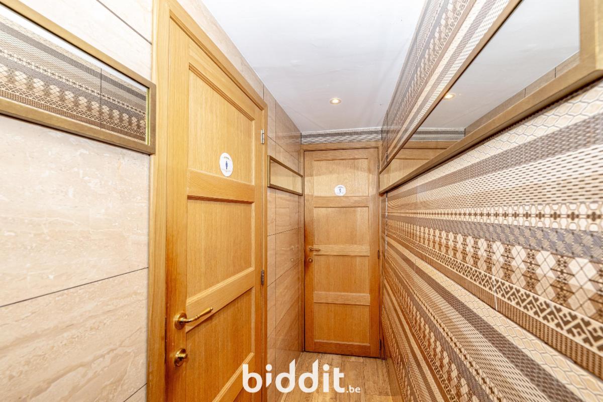 photo 8 du bien Le rez commercial de droite « lot 2 »