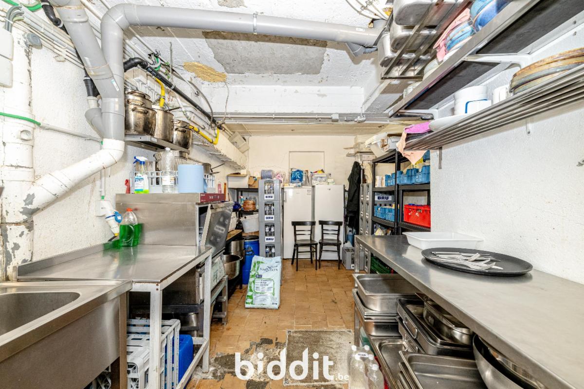 photo 9 du bien Le rez commercial de droite « lot 2 »