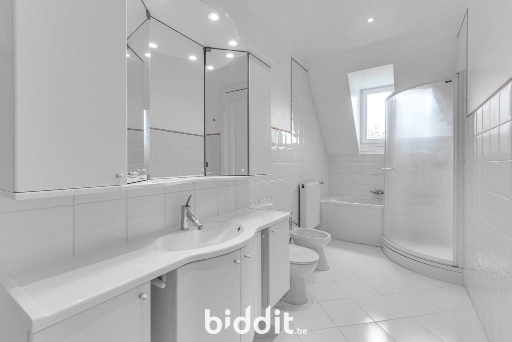 photo 24 du bien Immeuble de prestige au cœur du quartier Européen