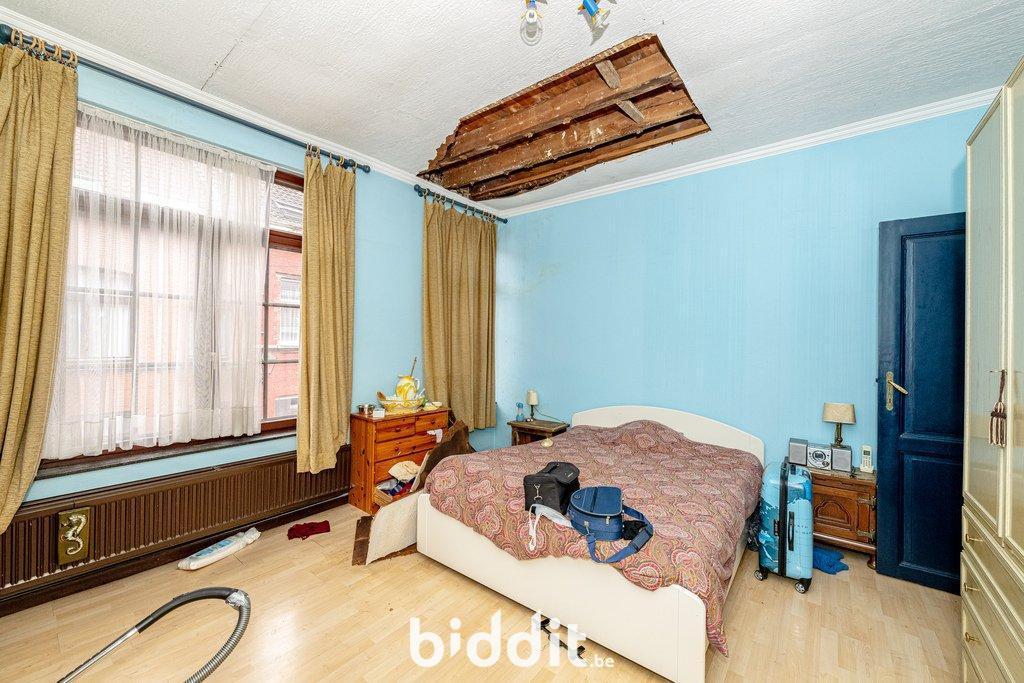 photo 4 du bien Une maison d’habitation avec cour et jardin