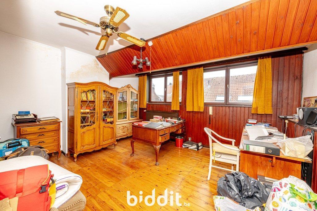 photo 8 du bien Une maison d’habitation avec cour et jardin