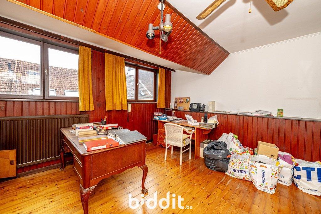 photo 9 du bien Une maison d’habitation avec cour et jardin