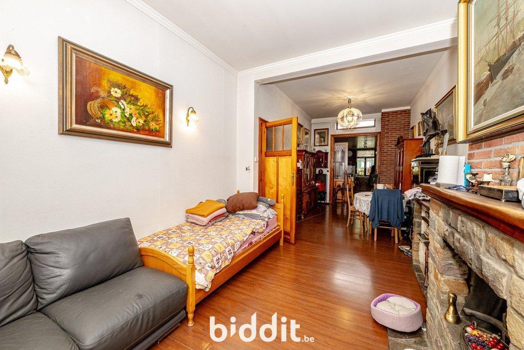 photo 12 du bien Une maison d’habitation avec cour et jardin