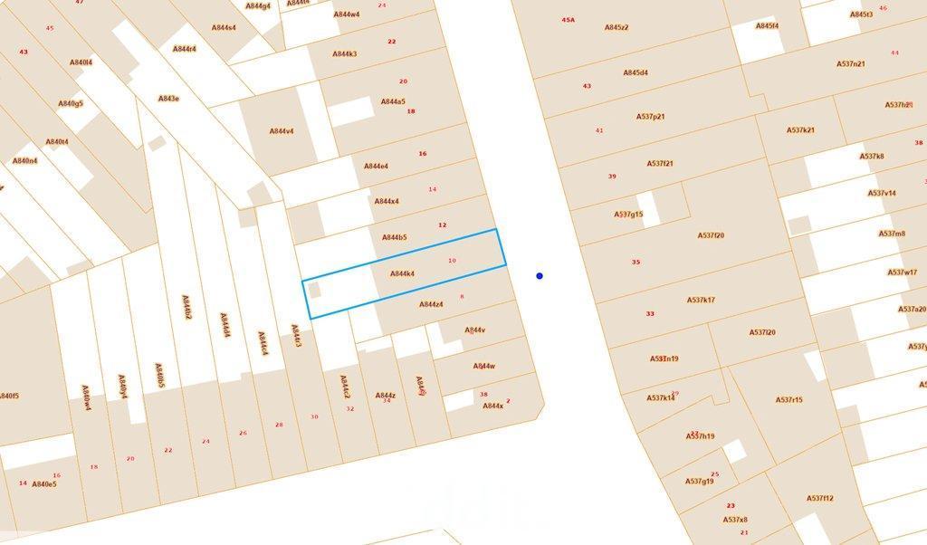 photo 24 du bien Une maison d’habitation avec cour et jardin