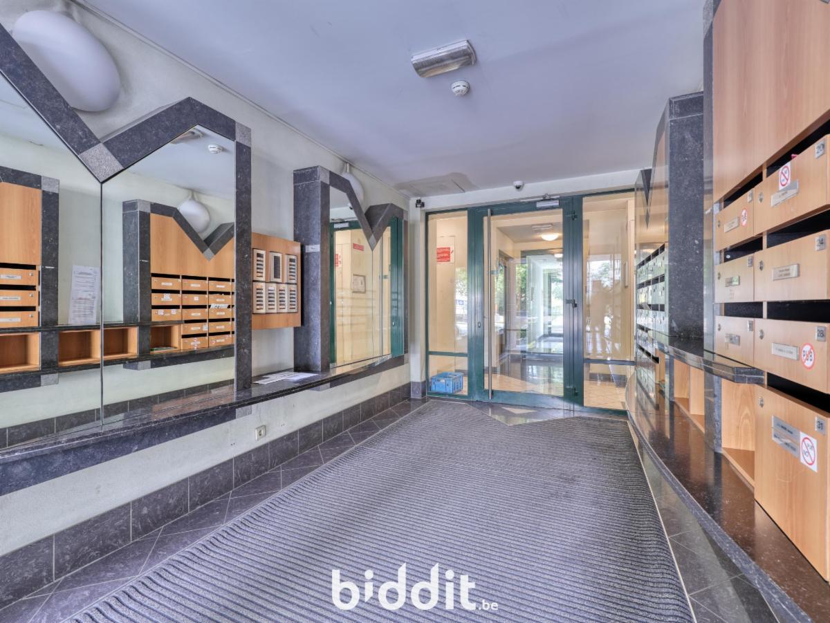 photo 5 du bien Un appartement au 4e ét. et un emplacement parking au 1er ss