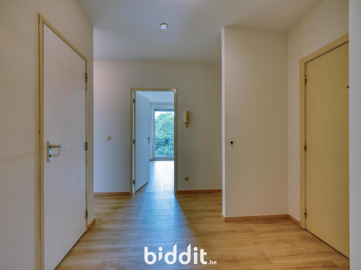 photo 13 du bien Un appartement au 4e ét. et un emplacement parking au 1er ss