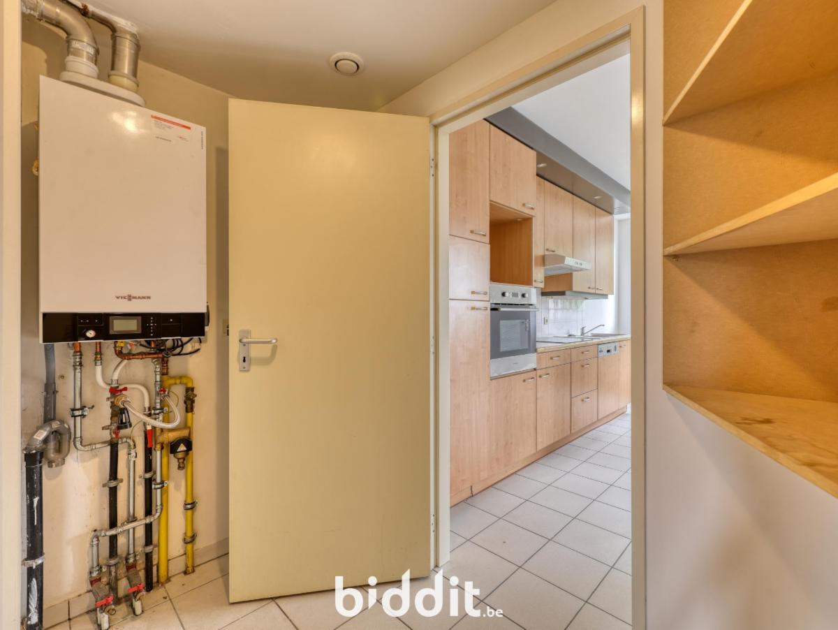 photo 14 du bien Un appartement au 4e ét. et un emplacement parking au 1er ss