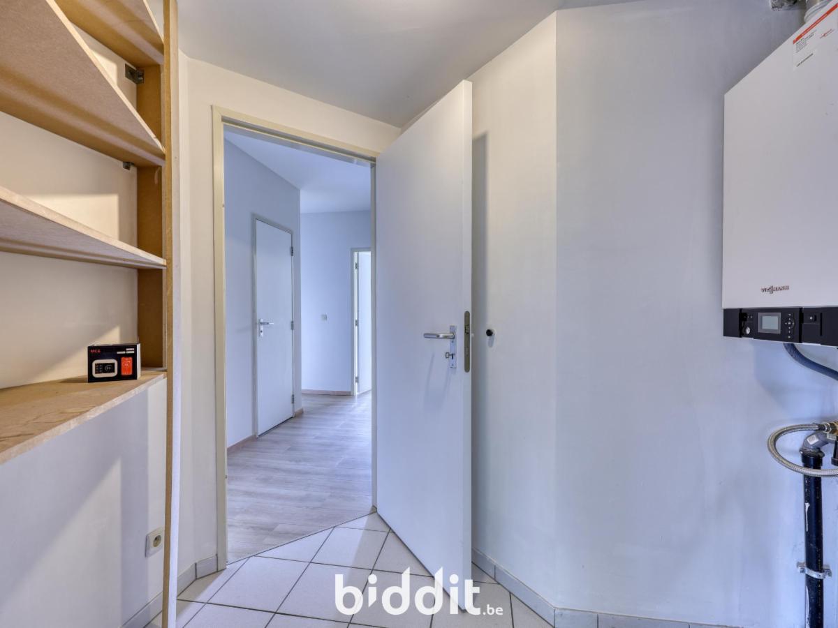 photo 15 du bien Un appartement au 4e ét. et un emplacement parking au 1er ss