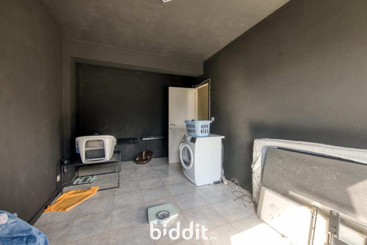 photo 15 du bien Appartement au 2e ét. à droite avec empl. de parking et cave