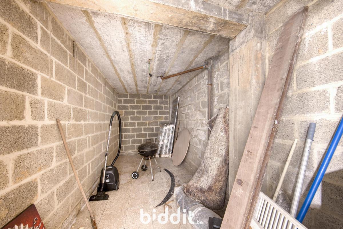 photo 17 du bien Appartement au 2e ét. à droite avec empl. de parking et cave