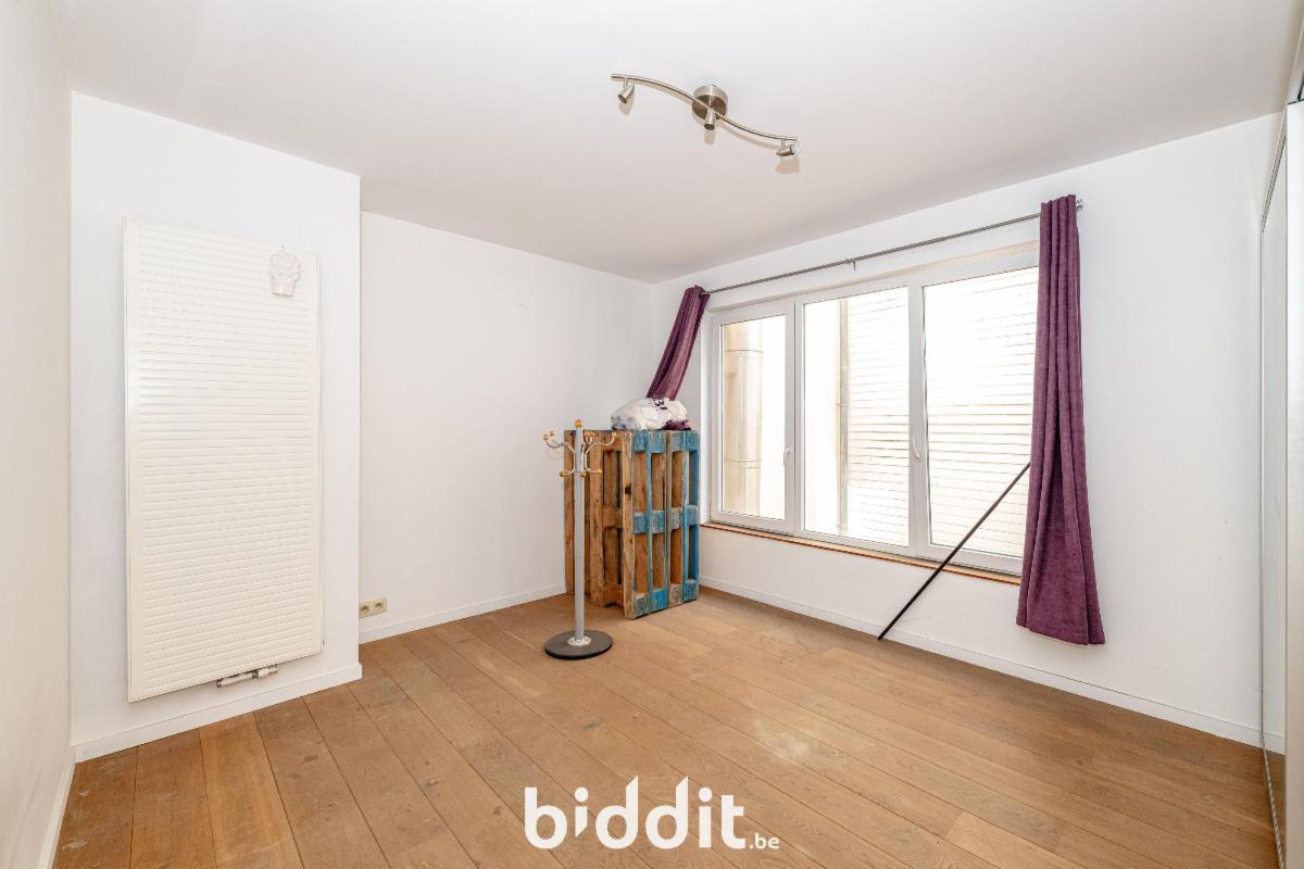 photo 3 du bien duplex situé au rez-de-chaussée et 1er étage 