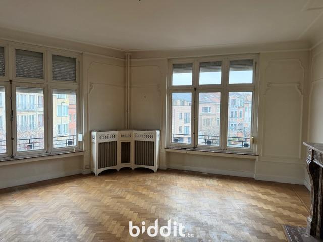 photo 8 du bien Un appartement au 2e étage