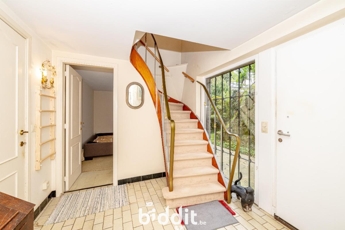 photo 2 du bien Maison unifamiliale 3-façades avec jardin