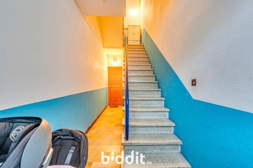 photo 2 du bien Lot 1 : Appartement rdc et 2 caves + garage au rdc. (lot 2)