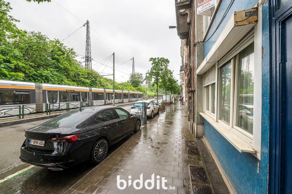 photo 10 du bien Lot 1 : Appartement rdc et 2 caves + garage au rdc. (lot 2)