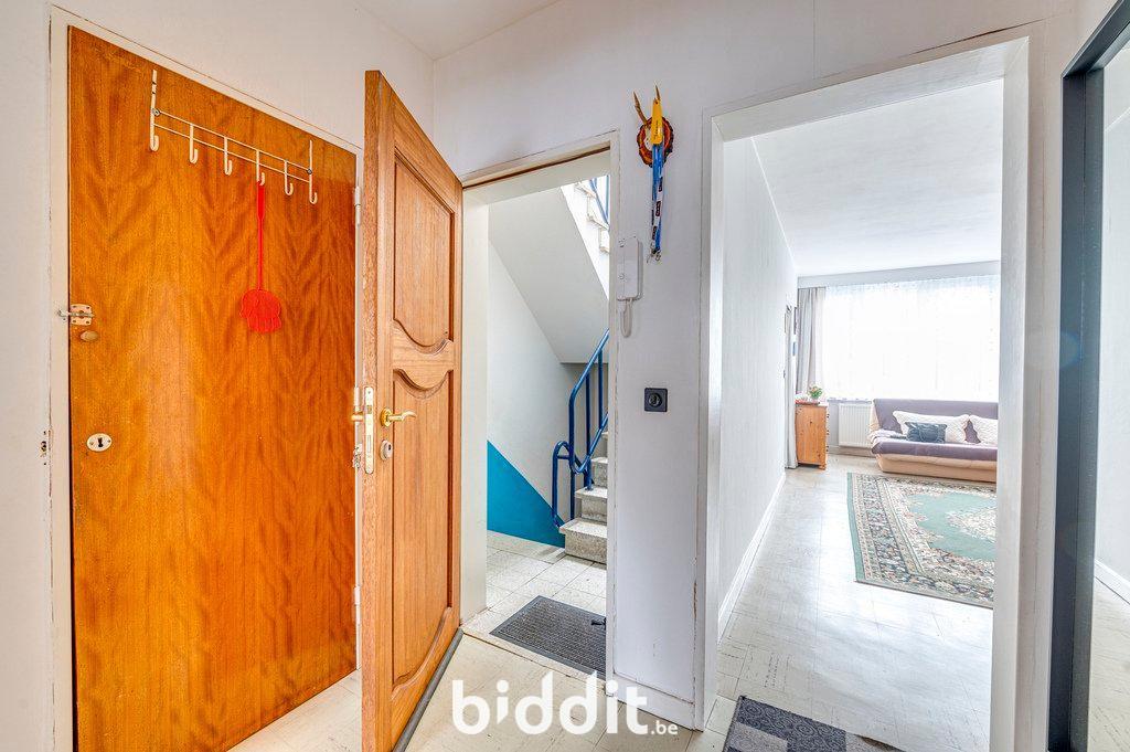 photo 4 du bien Lot 5 : Appartement au 3e étage et 1 cave